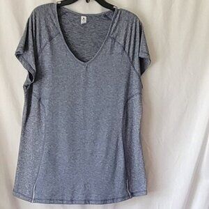 Velocity Tee Athleisure 1X athletic Performance Gray stretchy V-neck Comfy Yoga